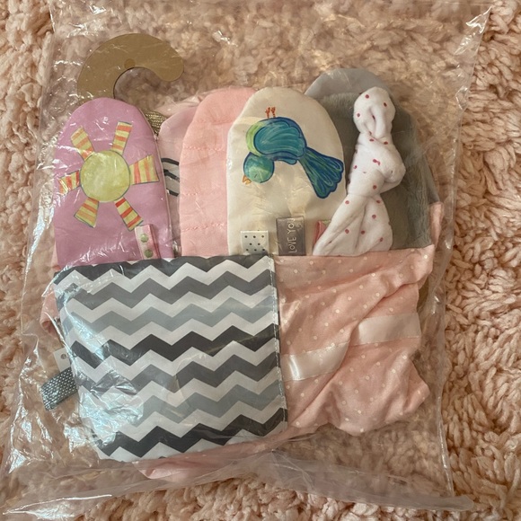 COPY - Mommy + me activity scarf - Picture 2 of 2